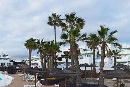 Bonito Apartamento Reformado En Las Coronas Costa Teguise Bagian luar foto