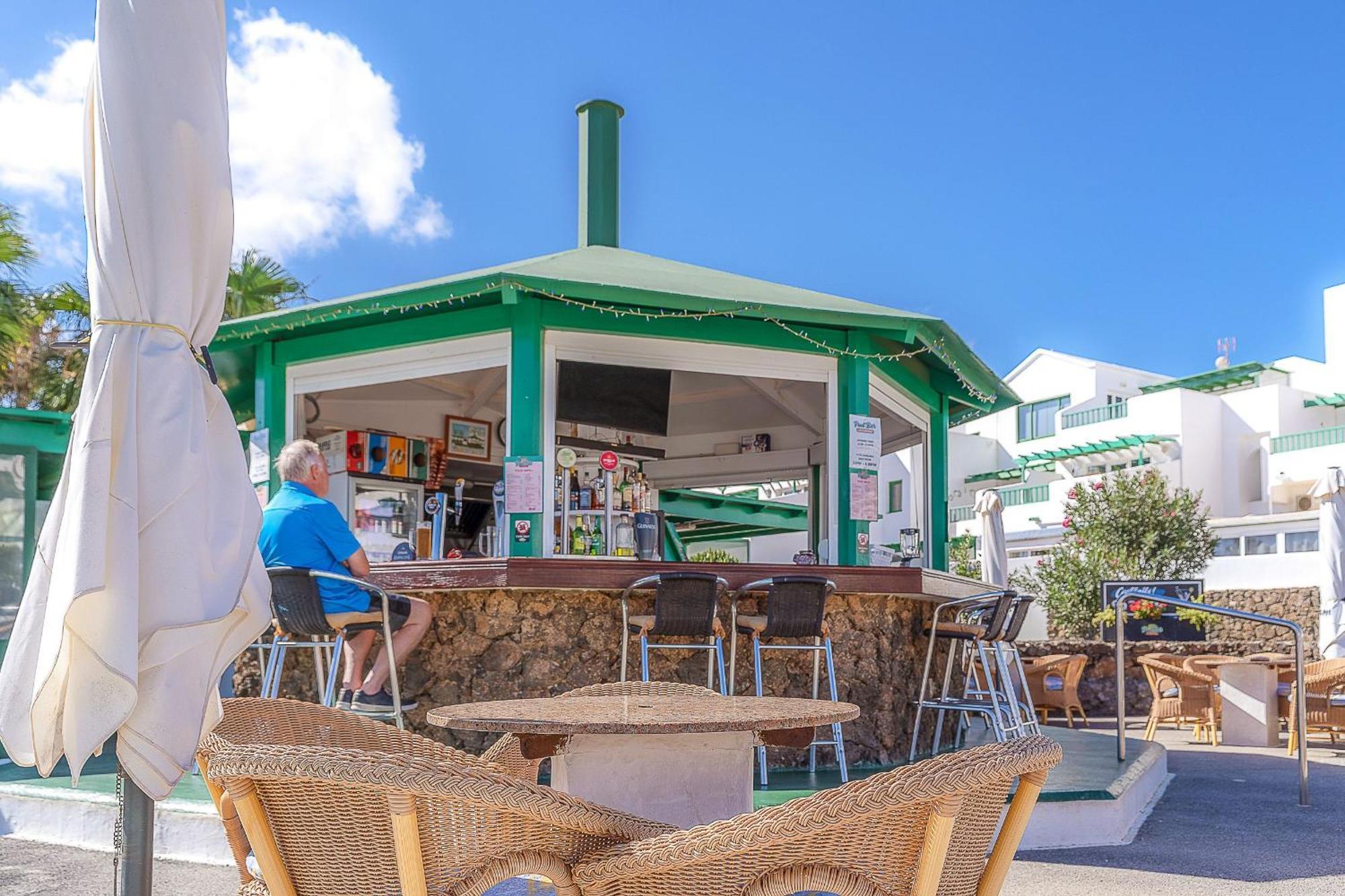 Bonito Apartamento Reformado En Las Coronas Costa Teguise Bagian luar foto