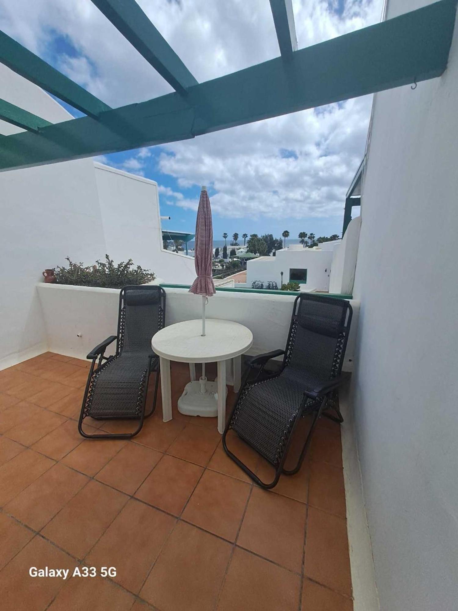 Bonito Apartamento Reformado En Las Coronas Costa Teguise Bagian luar foto